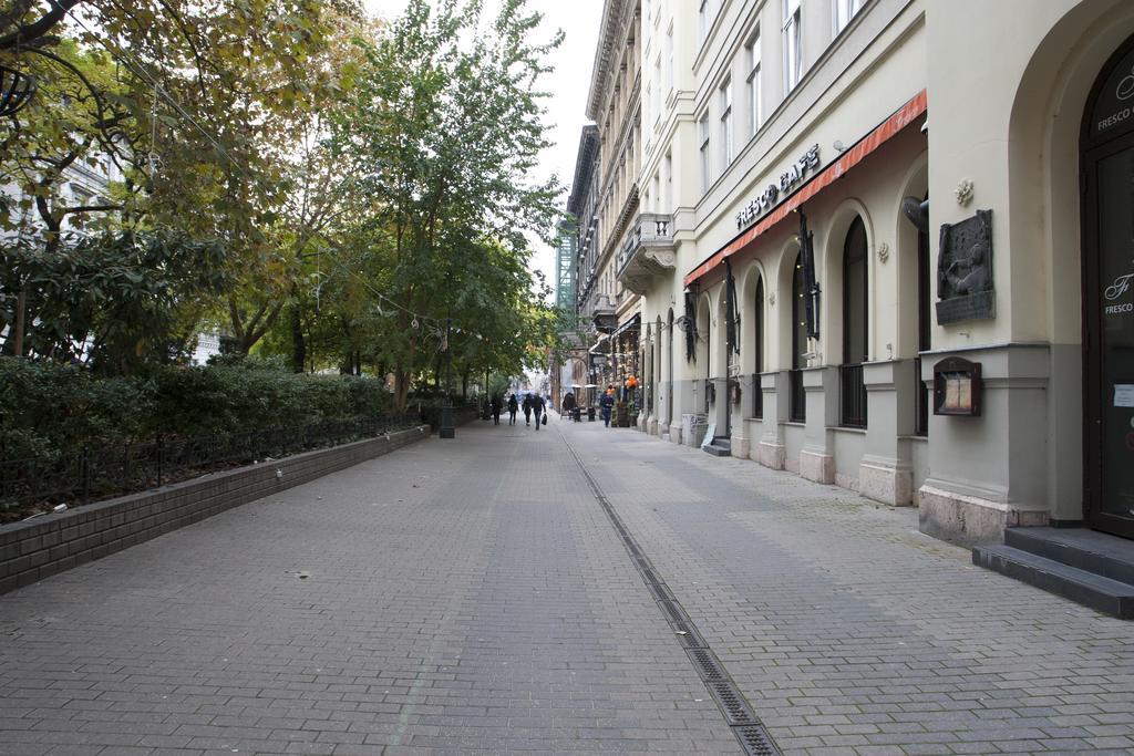 Charlotte Apartment Close To Opera Budapest Esterno foto