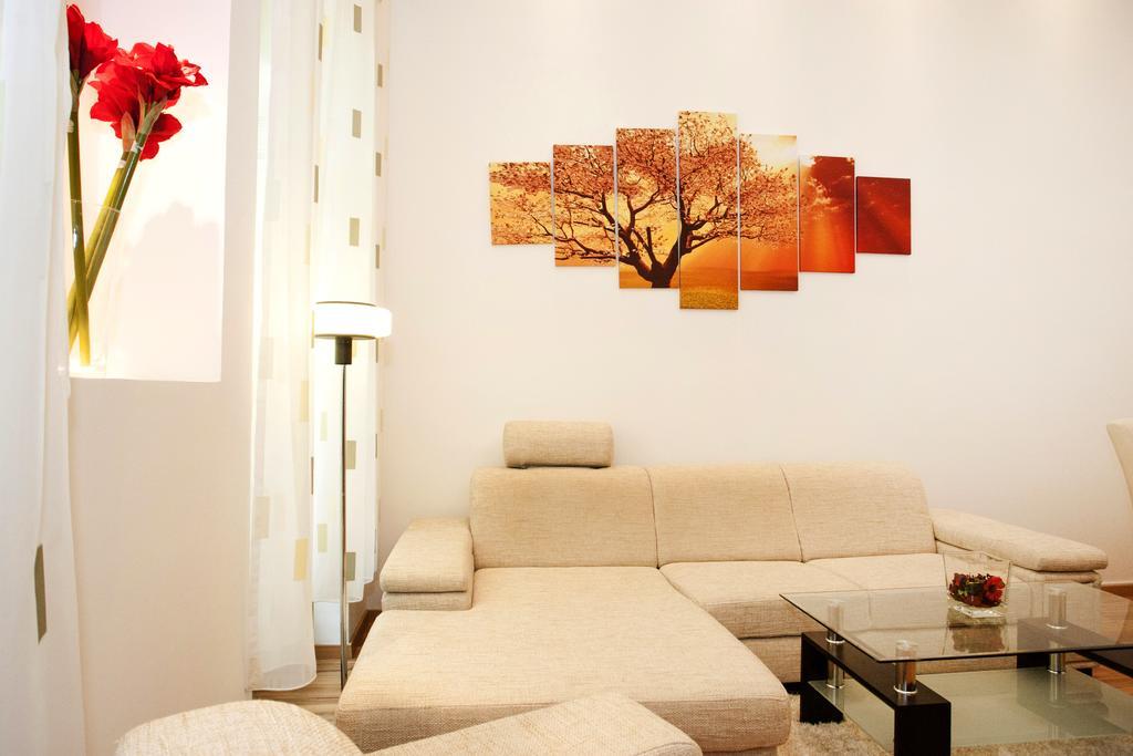 Charlotte Apartment Close To Opera Budapest Esterno foto